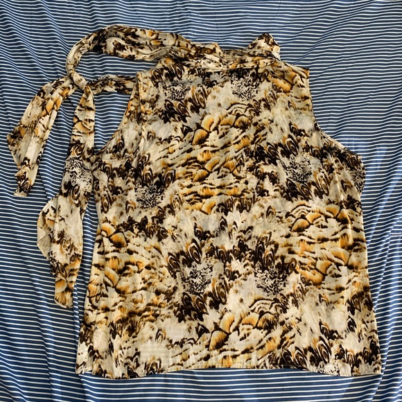 🙂 BOGO Vince Camuto sleeveless blouse with scarf - Picture 3 of 6